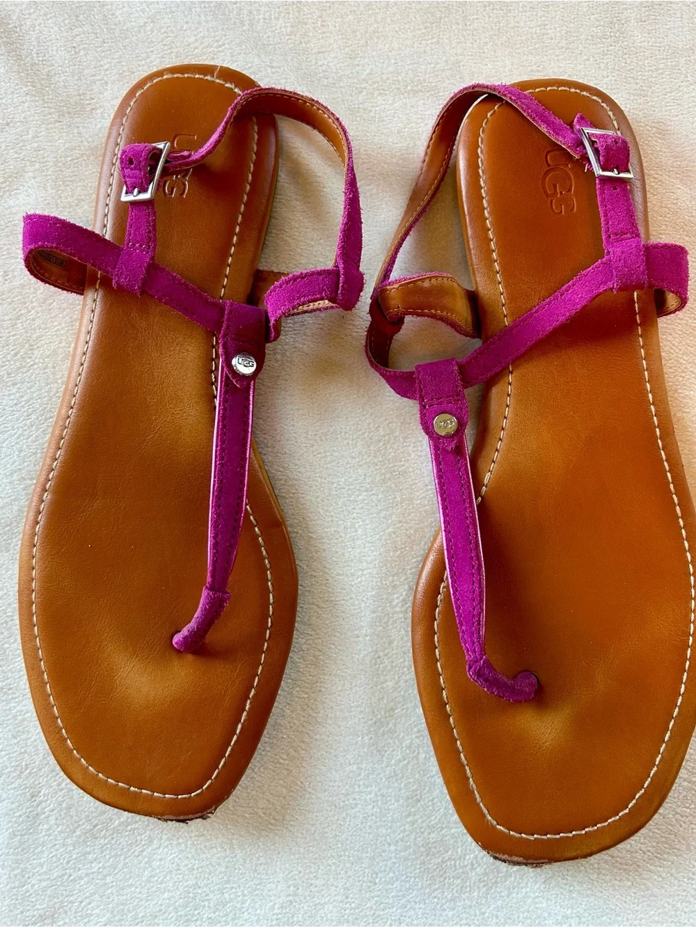 Ugg Madeena Suede Sandals Dragon Fruit T-Strap Sandals Sz 11